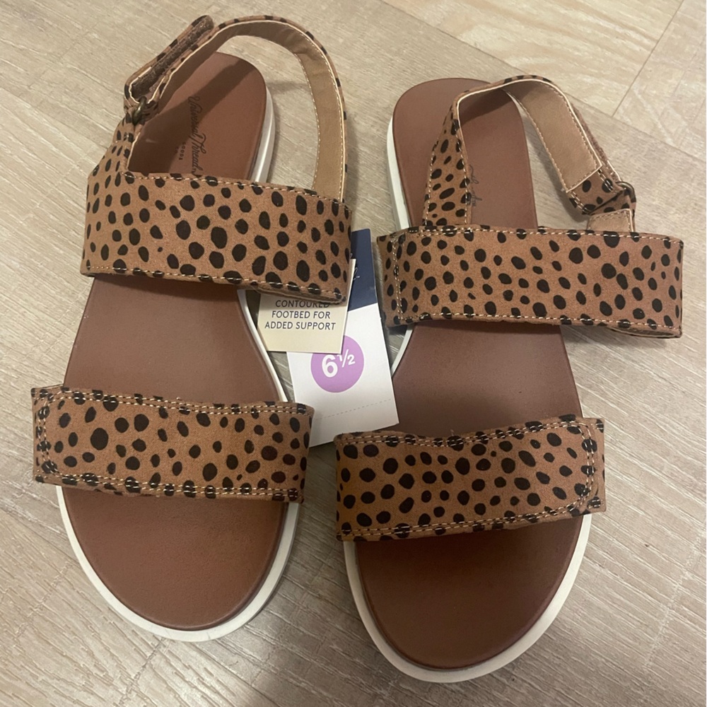 Universal Thread leopard print sandals